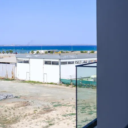 Artemis 204 - Seaside Stories *