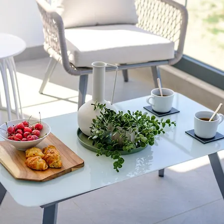 Artemis 204 - Seaside Stories *