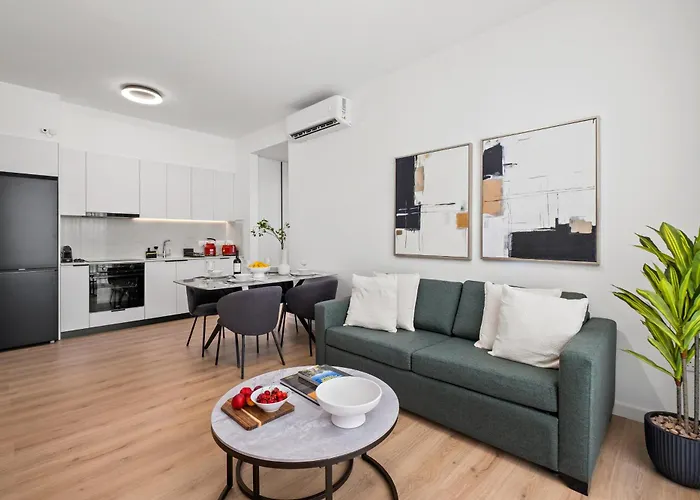 Artemis 204 - Seaside Stories *