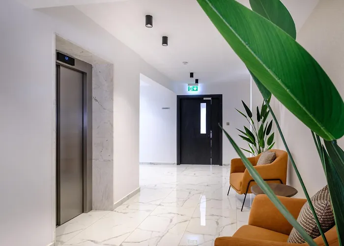 Artemis 204 - Seaside Stories Livadhia